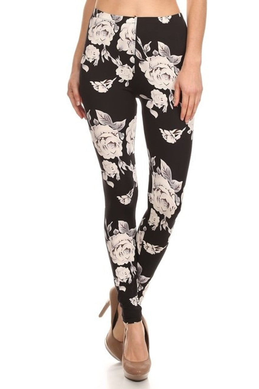 Irresistible Jumbo White Rose Leggings