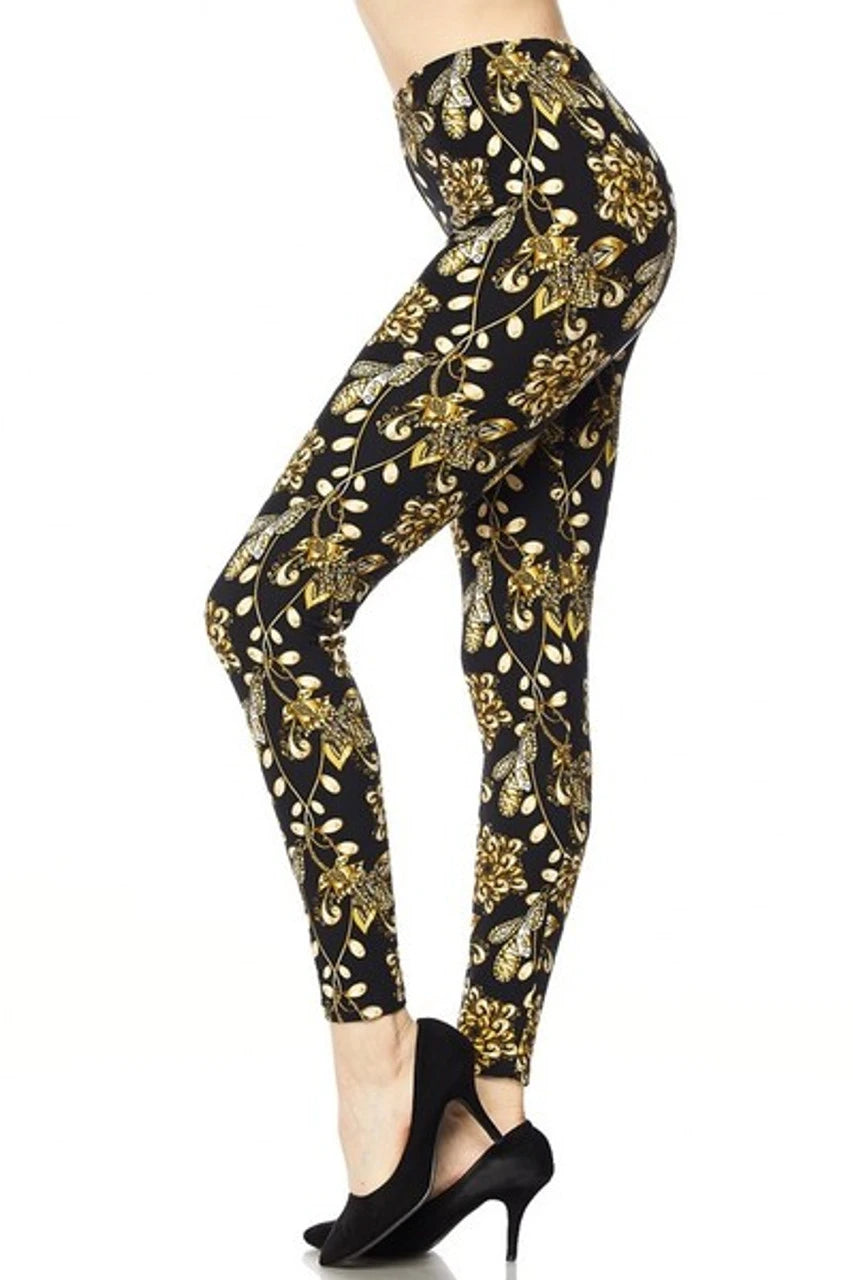 Irresistible Golden Wreath Leggings