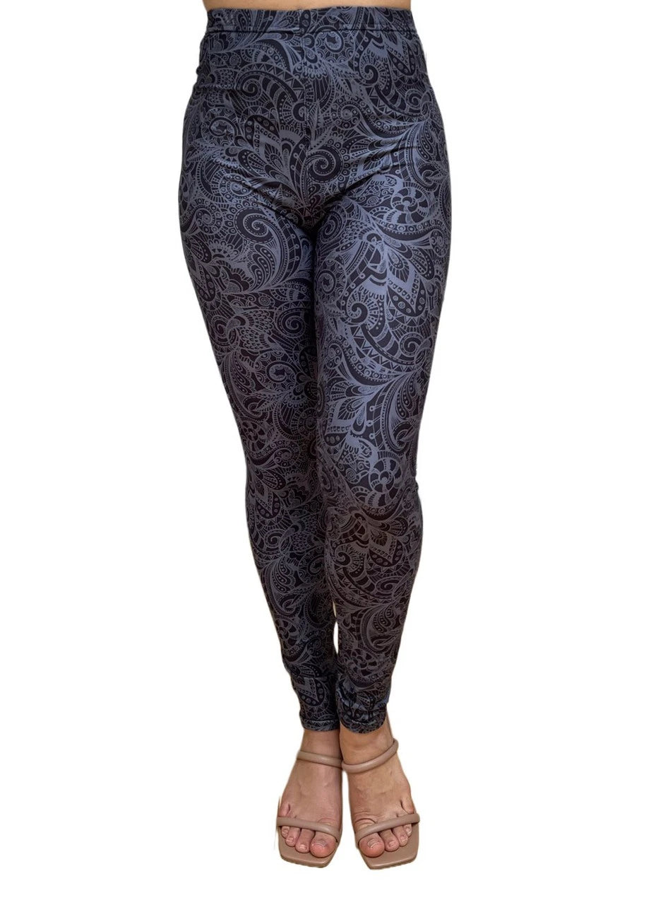 Irresistible Black Paisley Leaf Leggings