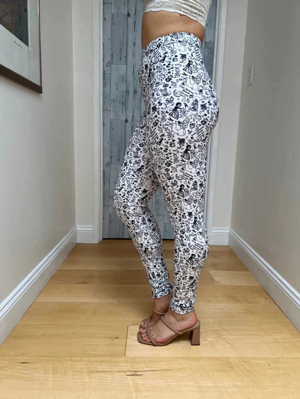 Alice - White Leggings